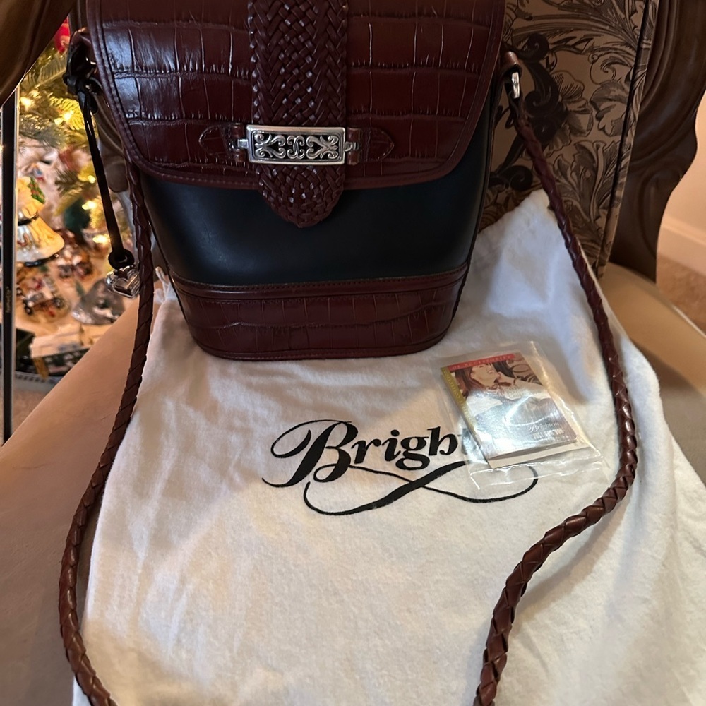 Brighton 🖤🤎 2-Toned “Rhonda” Celtic Plaque Collection Bag-Vintage Rare!!